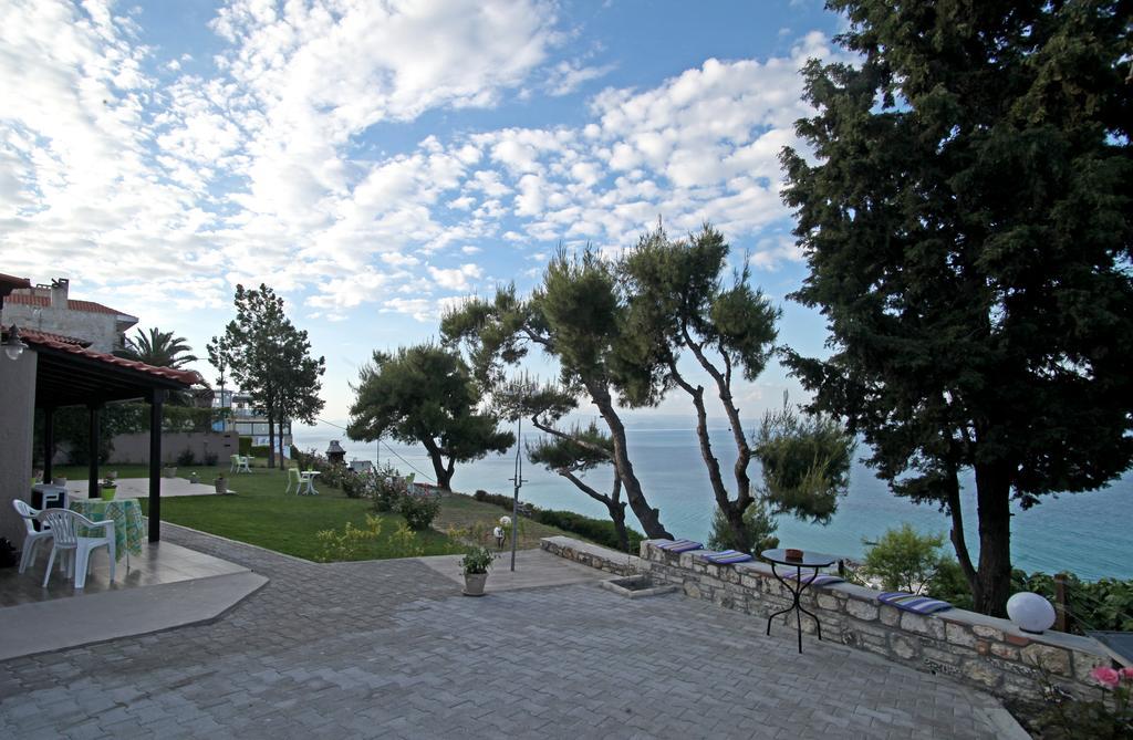 Sea View Apollo Apartments & Studios In Afytos Exterior photo