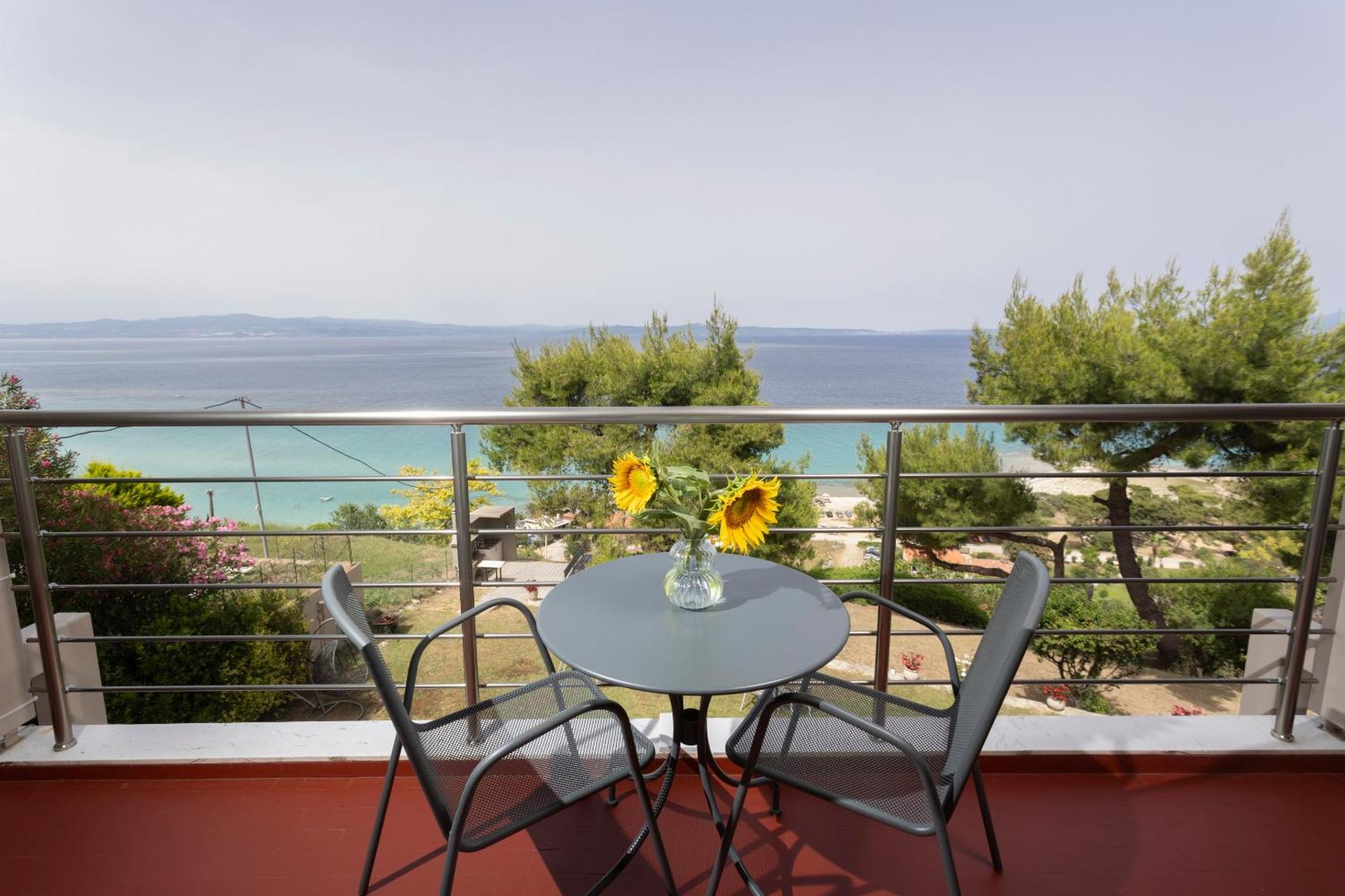 Sea View Apollo Apartments & Studios In Afytos Exterior photo