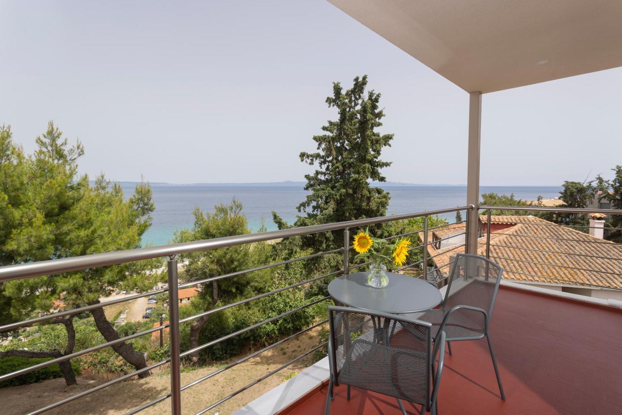 Sea View Apollo Apartments & Studios In Afytos Exterior photo